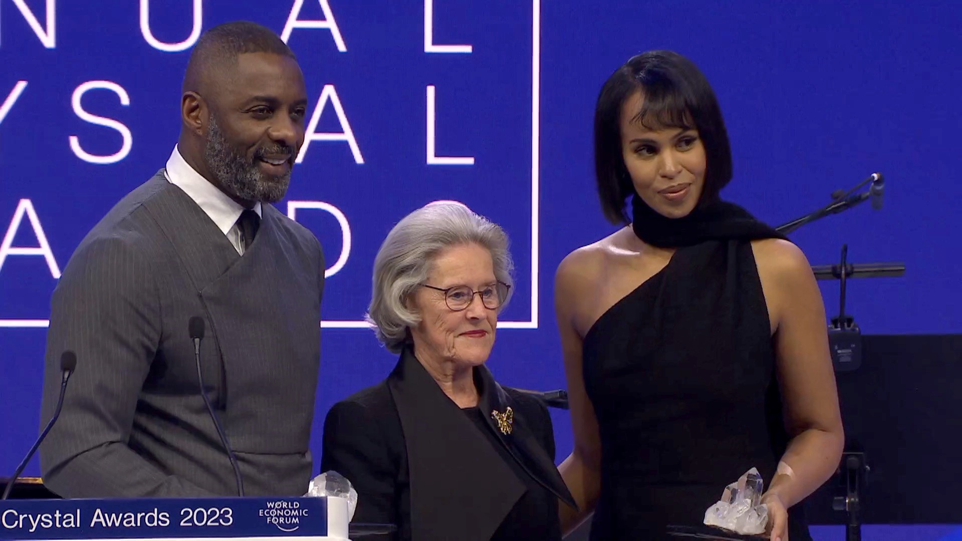 Actor Idris Elba tells world leaders that poor farmers need investment not handouts at award ceremony