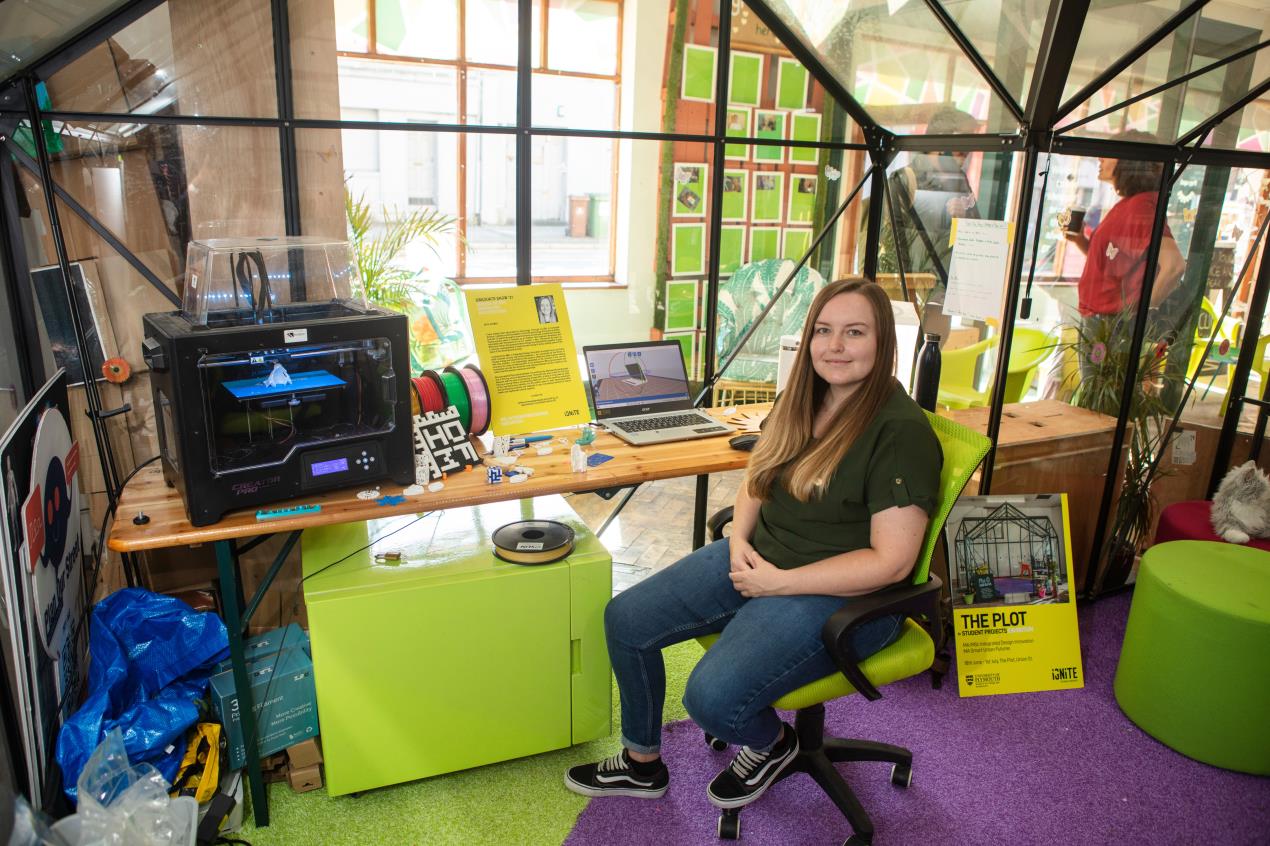 Bethany Holmes University of Plymouth