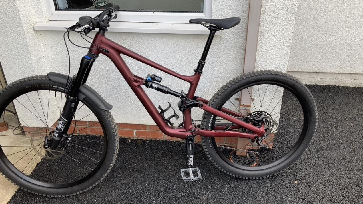 Specialized Status mountain bike