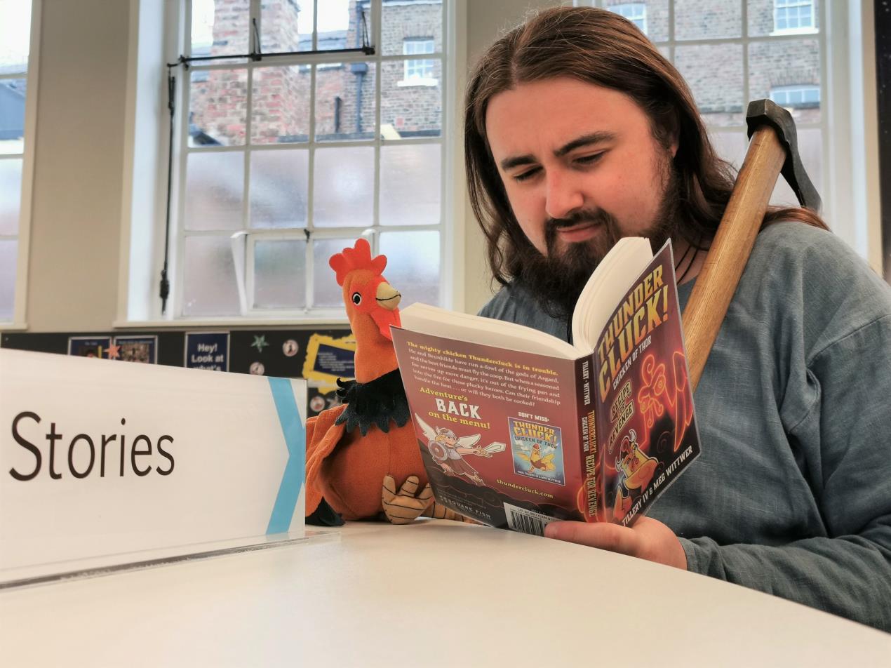 Max reading Thundercluck v1 Max reading Thundercluck v1