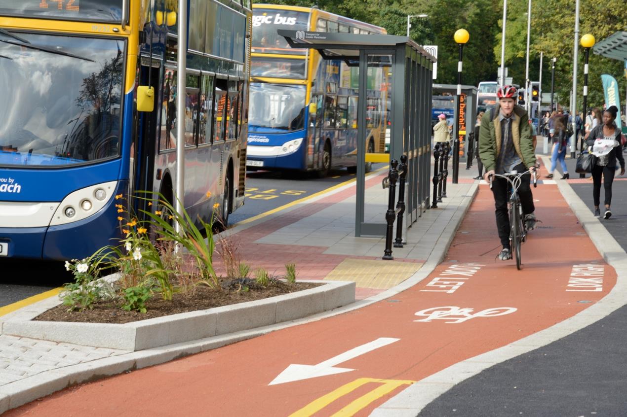 Oxford Road cycle lane 