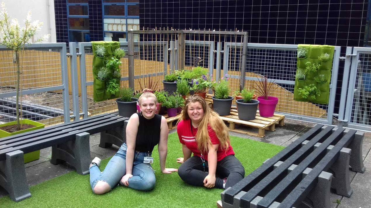 JWC urban garden with students Amaia Brooksbank and Sophie Sweeney
