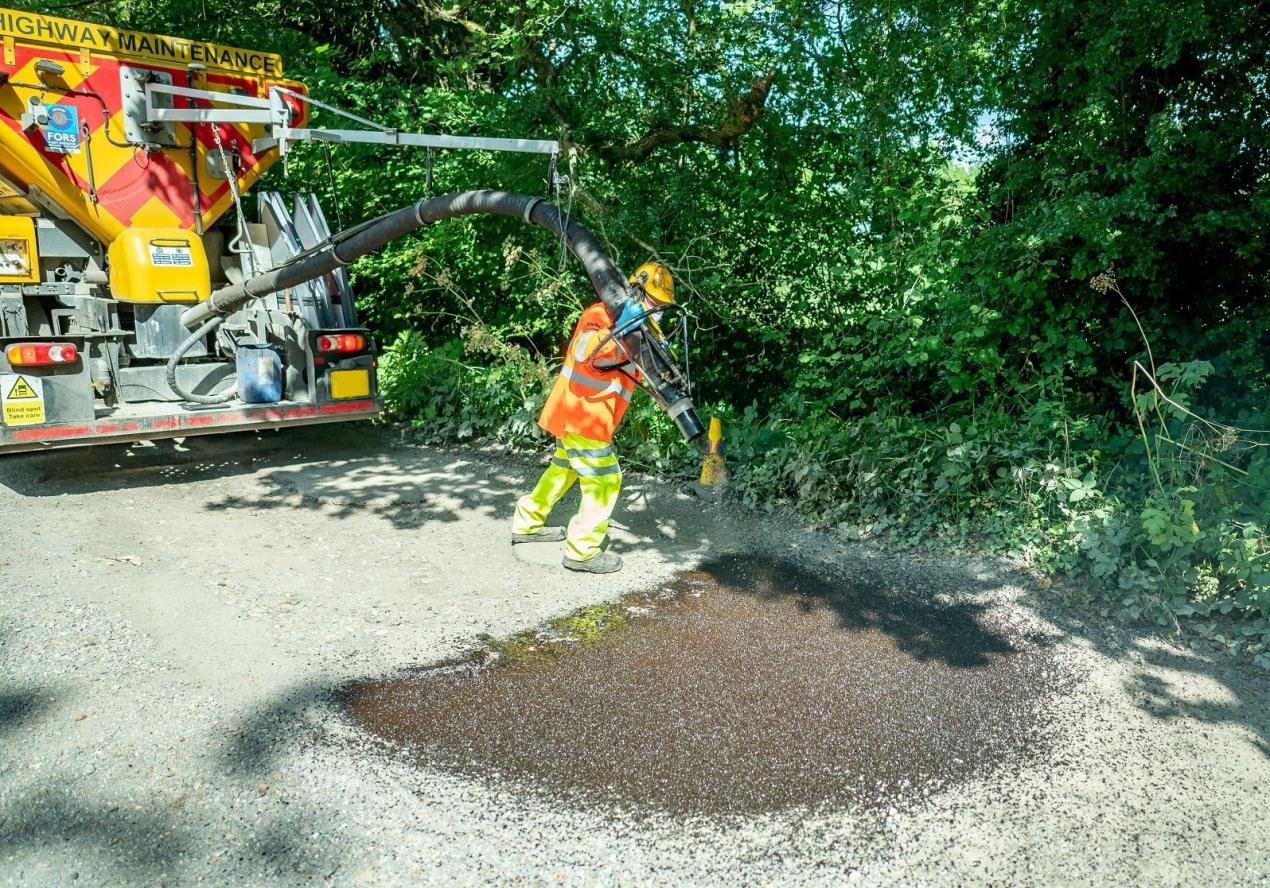 The Velocity road patching system in action