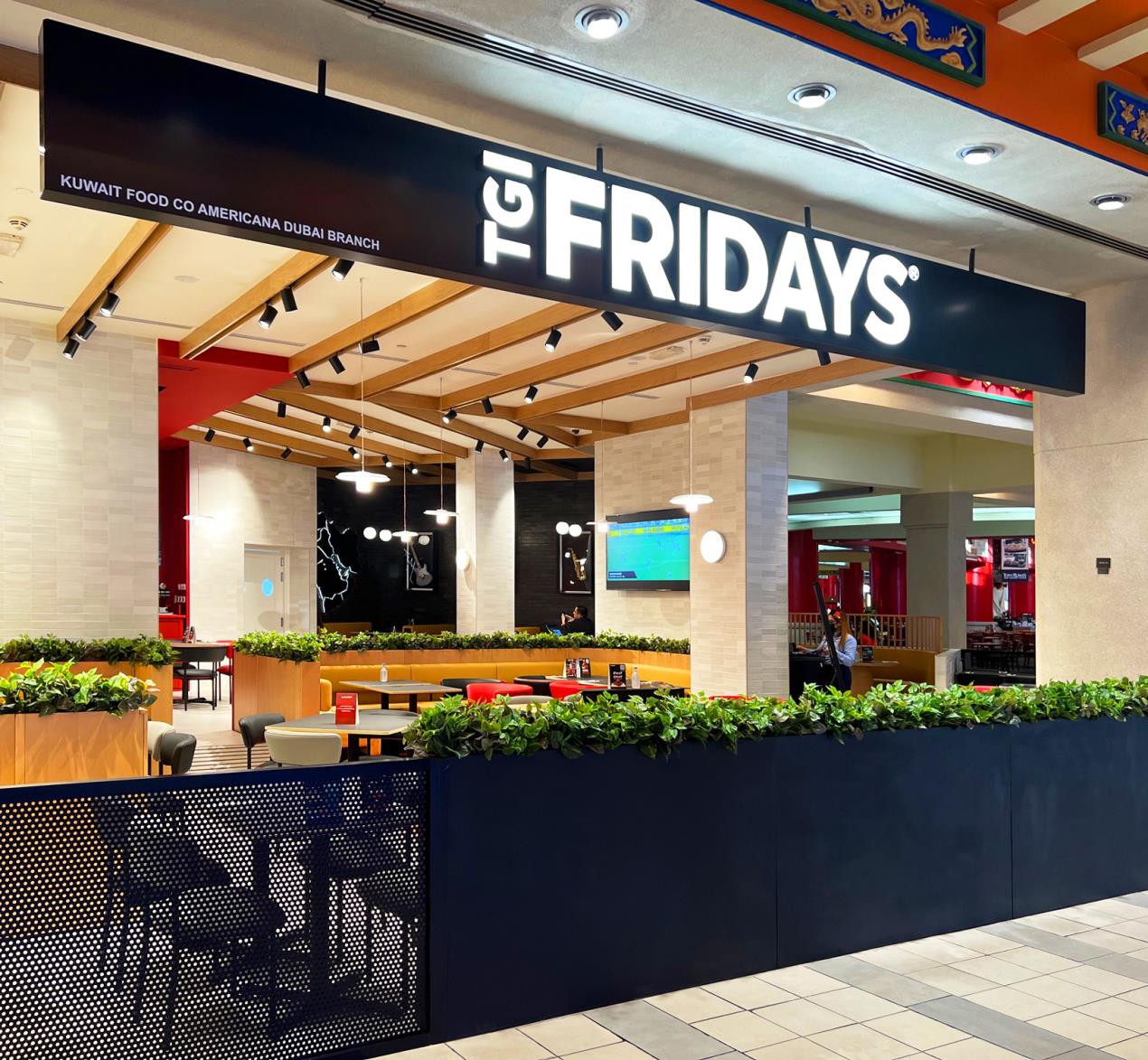 TGI Fridays - Exterior 3