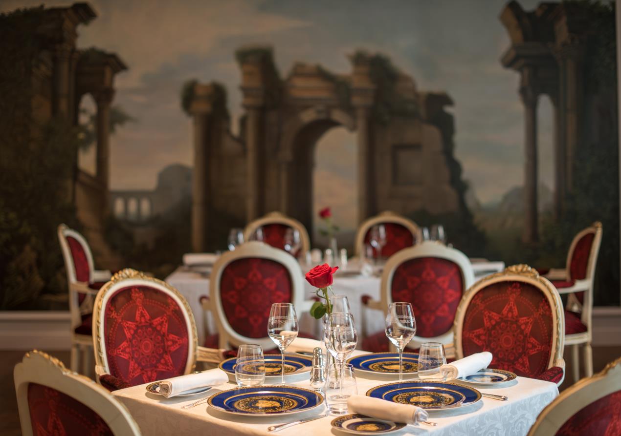 Vanitas Table Setup 02