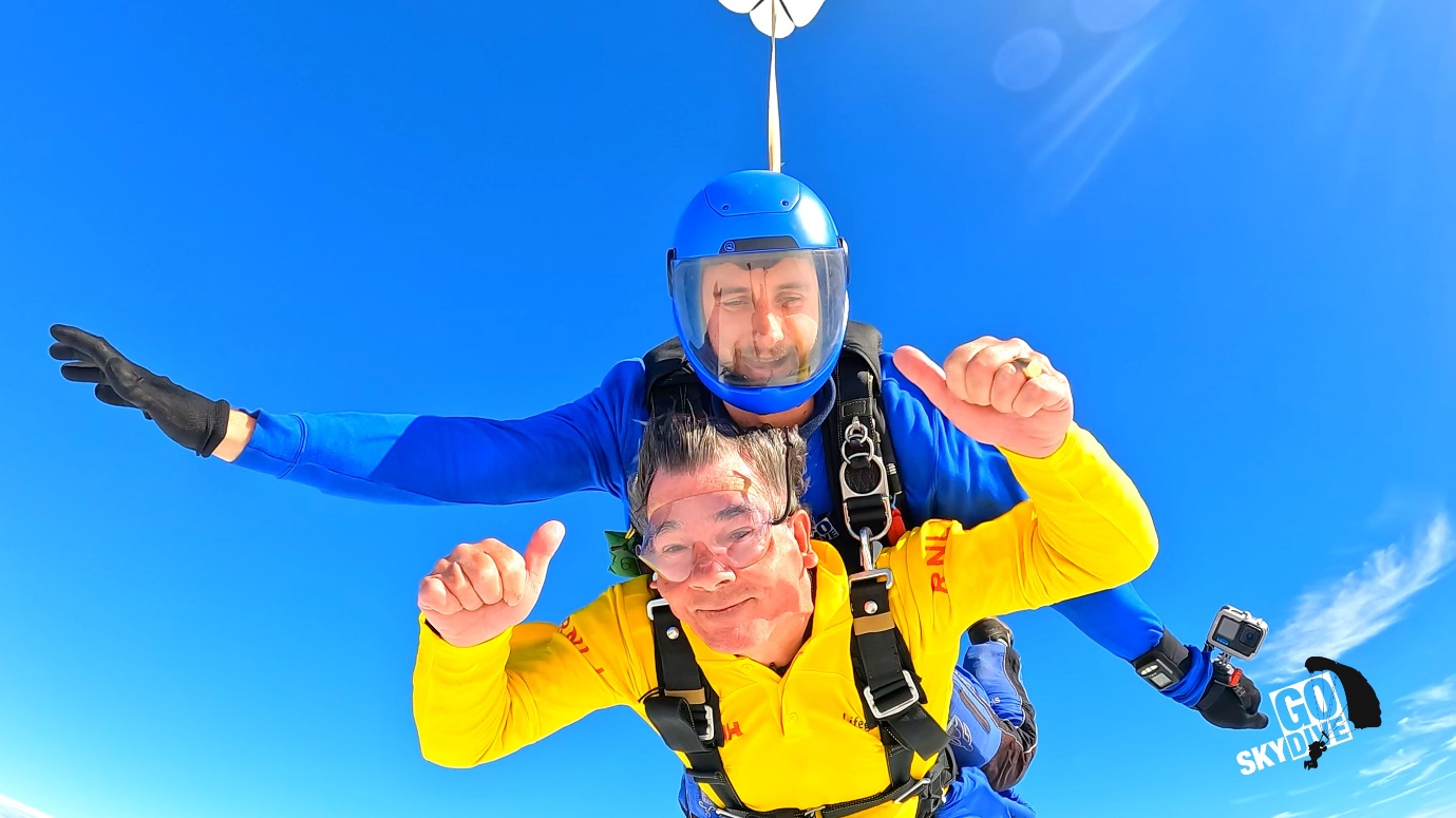Dorset RNLI volunteer completes skydive