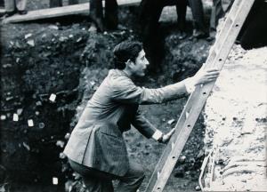Image Prince Charles Coppergate Dig