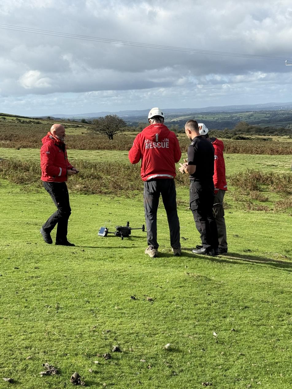 group round drone