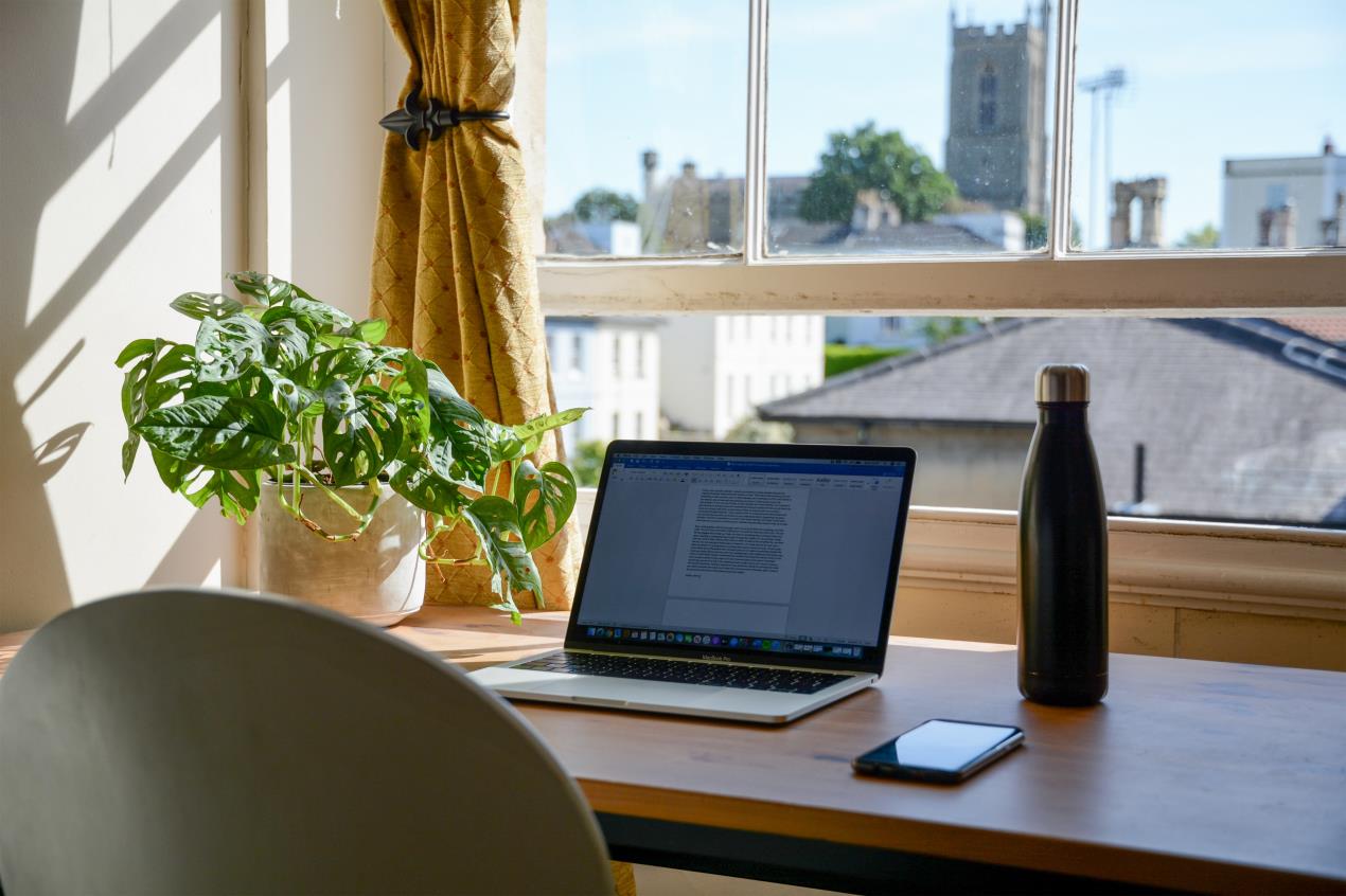 WFH stock