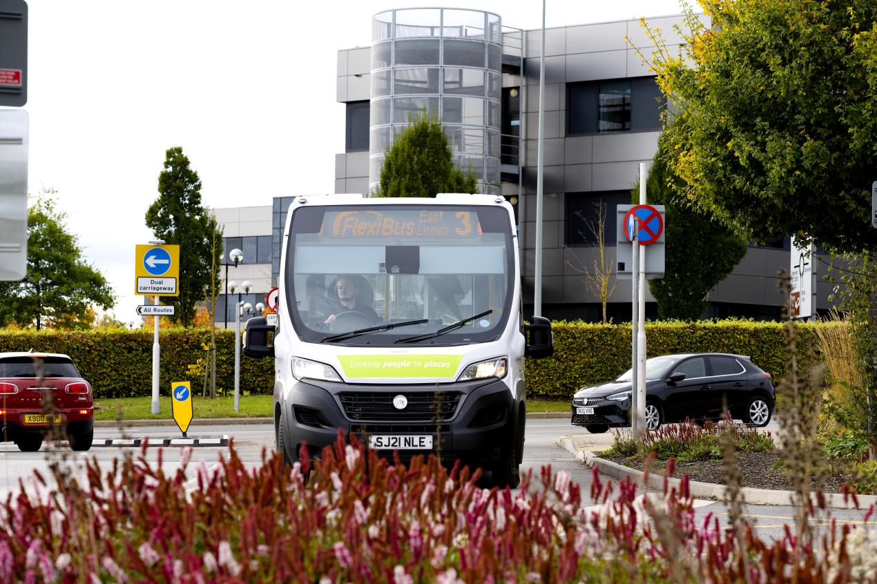 Seven Mellor Orion E buses for Leeds’ FlexiBus DRT pilot